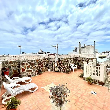 Interiordbl Studio, Wifi, Next To The Canteras Beach *
