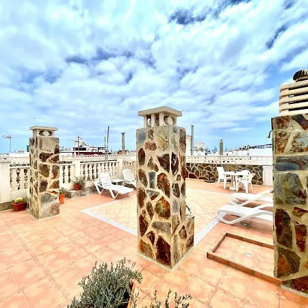 Interiordbl Studio, Wifi, Next To The Canteras Beach Διαμέρισμα *
